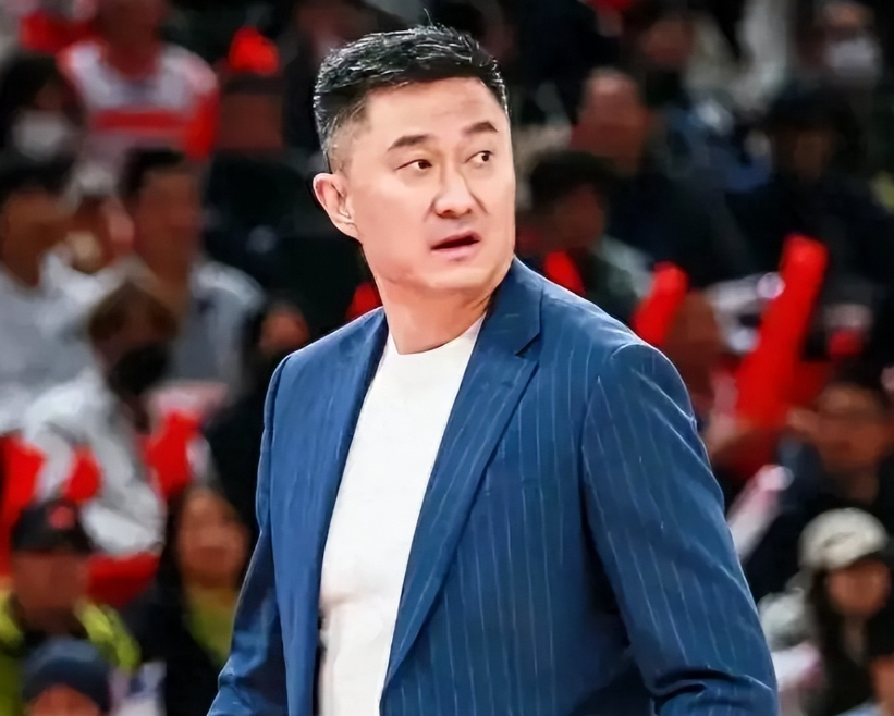 MK体育官方入口-CBA3消息：广东队被18分逆转，杜峰揪出3人，郭士强看好冲冠3黑马